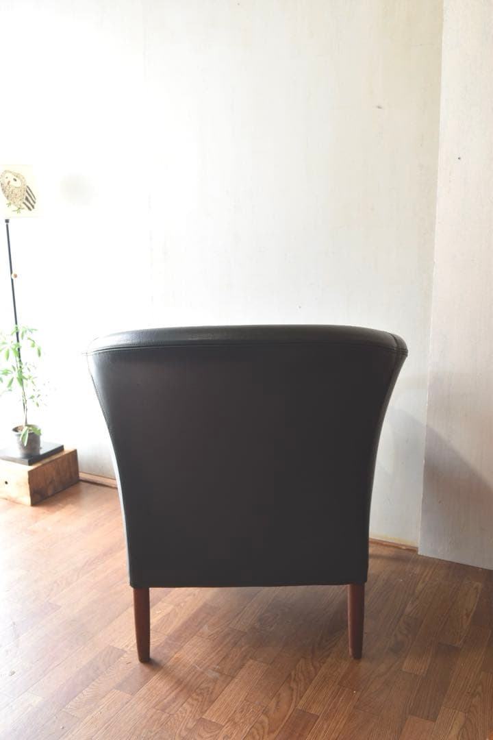 NIELAUS & JEKI MOBLER OPUS ②