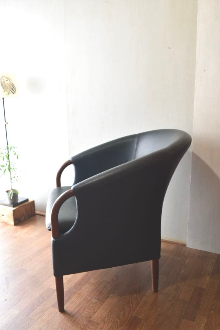 NIELAUS & JEKI MOBLER OPUS ②