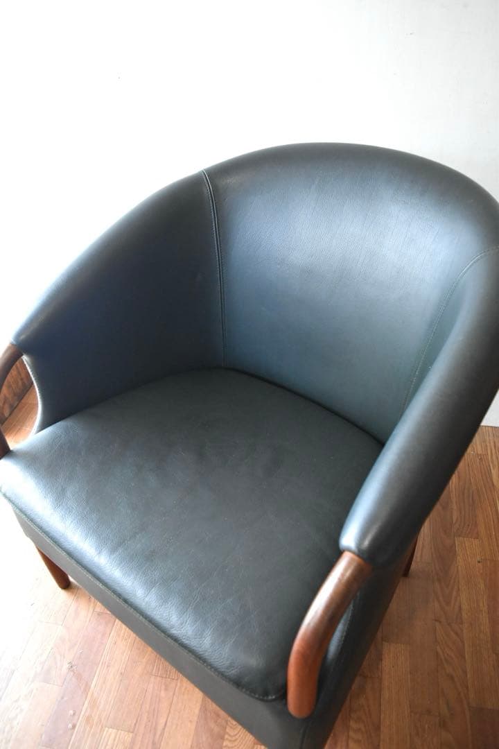 NIELAUS & JEKI MOBLER OPUS ②