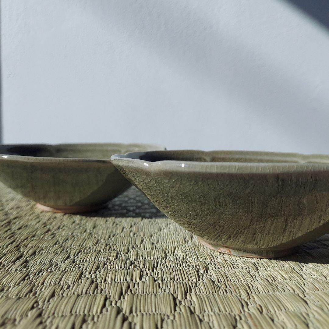 近藤亮介 陽刻　渋いグリーン系　小鉢　2個セット　新品未使用