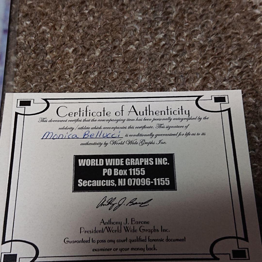 モニカ・ベルッチ 直筆サイン入り写真 証明書付き - メルカリ
