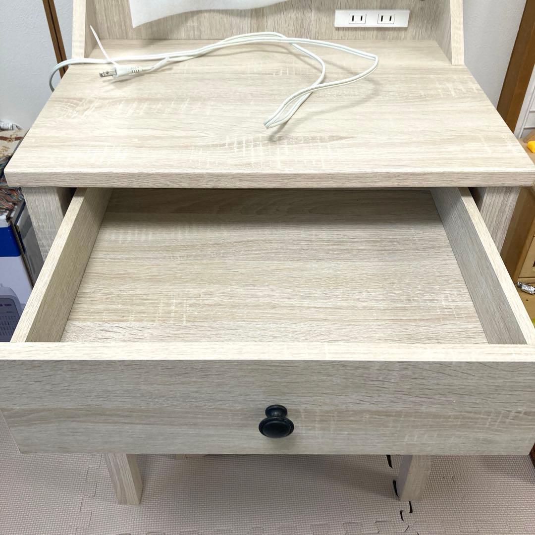 ドレッサー 鏡台 化粧台 木製 白 ナチュラル 北欧風 コンセント付き