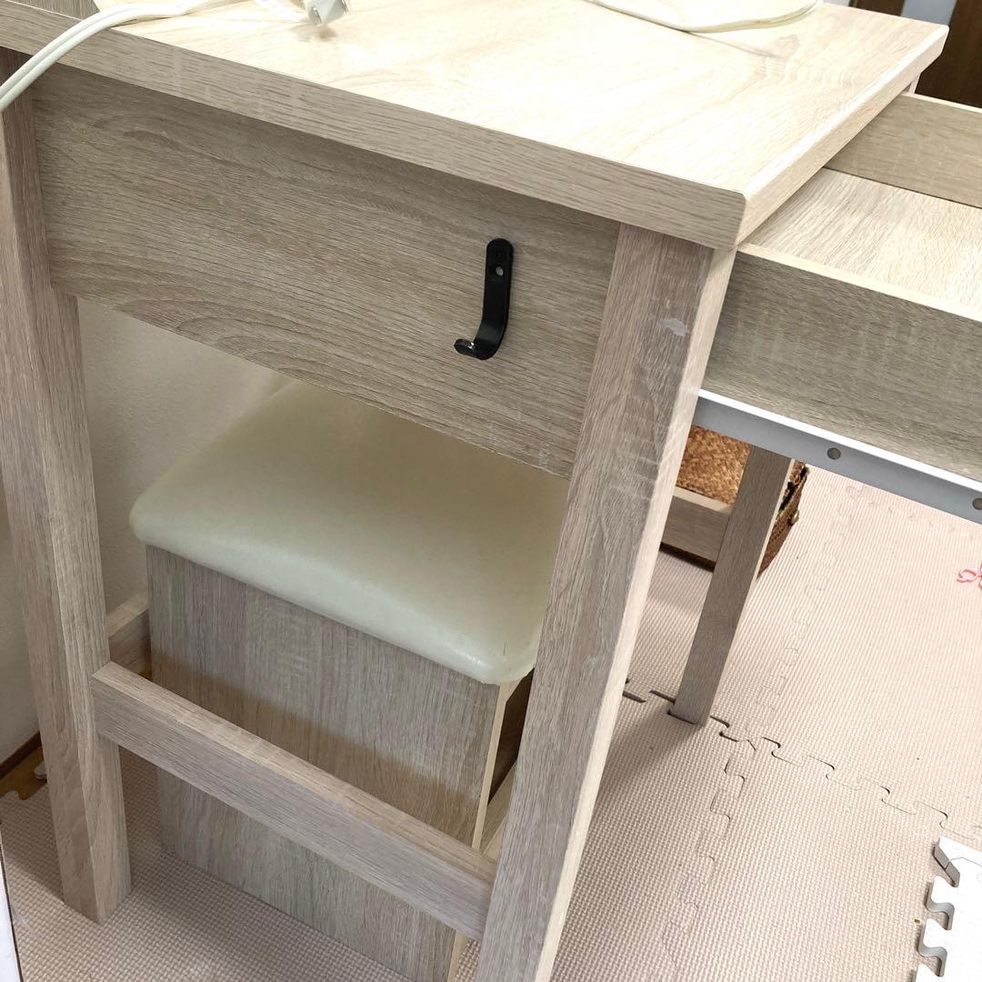 ドレッサー 鏡台 化粧台 木製 白 ナチュラル 北欧風 コンセント付き