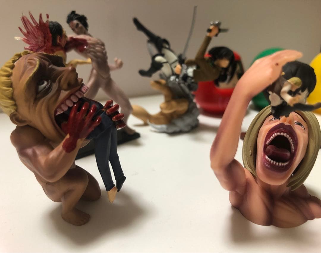 カプセルq進撃の巨人　無垢の巨人フィギュア　その他セット