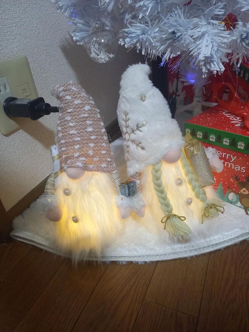 LEDライト付きノーム置物