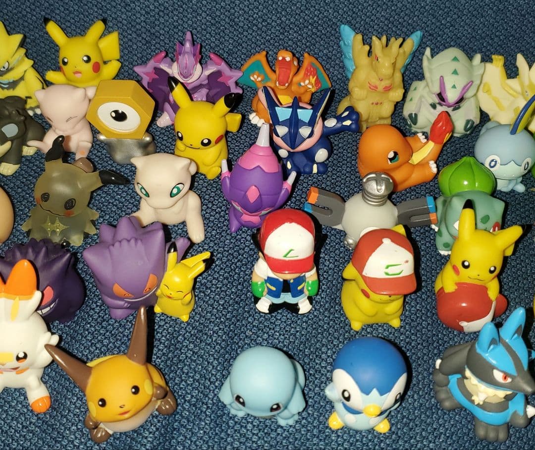 バ*ス様 ポケモン 指人形 ミニフィギュア148個セット