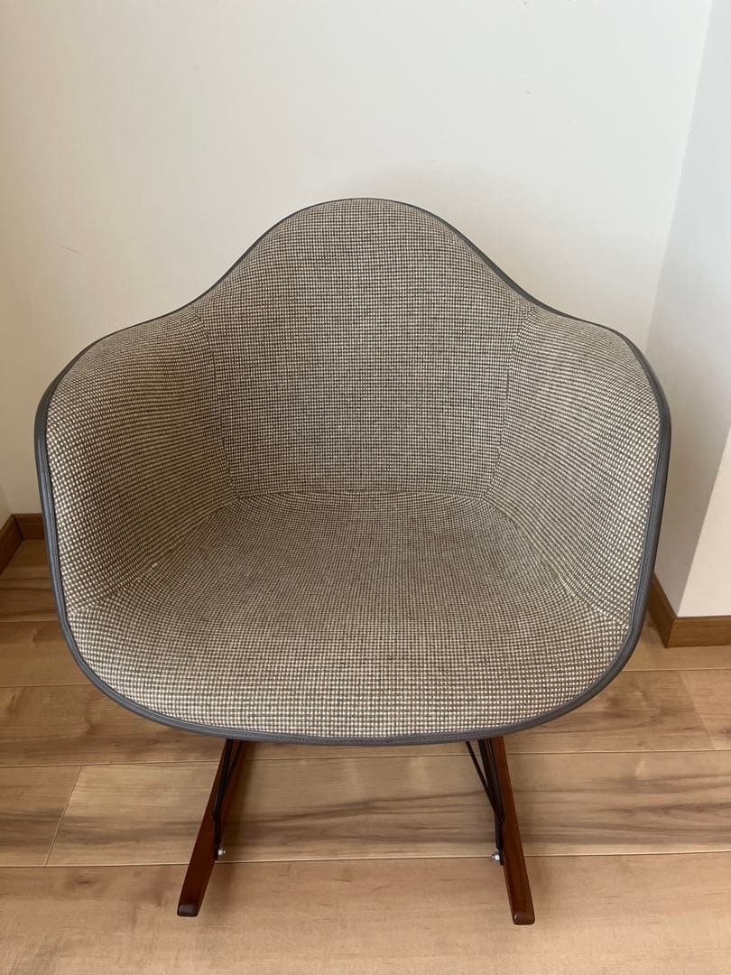 イームズ　アームシェルチェア　ジラルドファブリック　ロッキン　ハーマンミラー