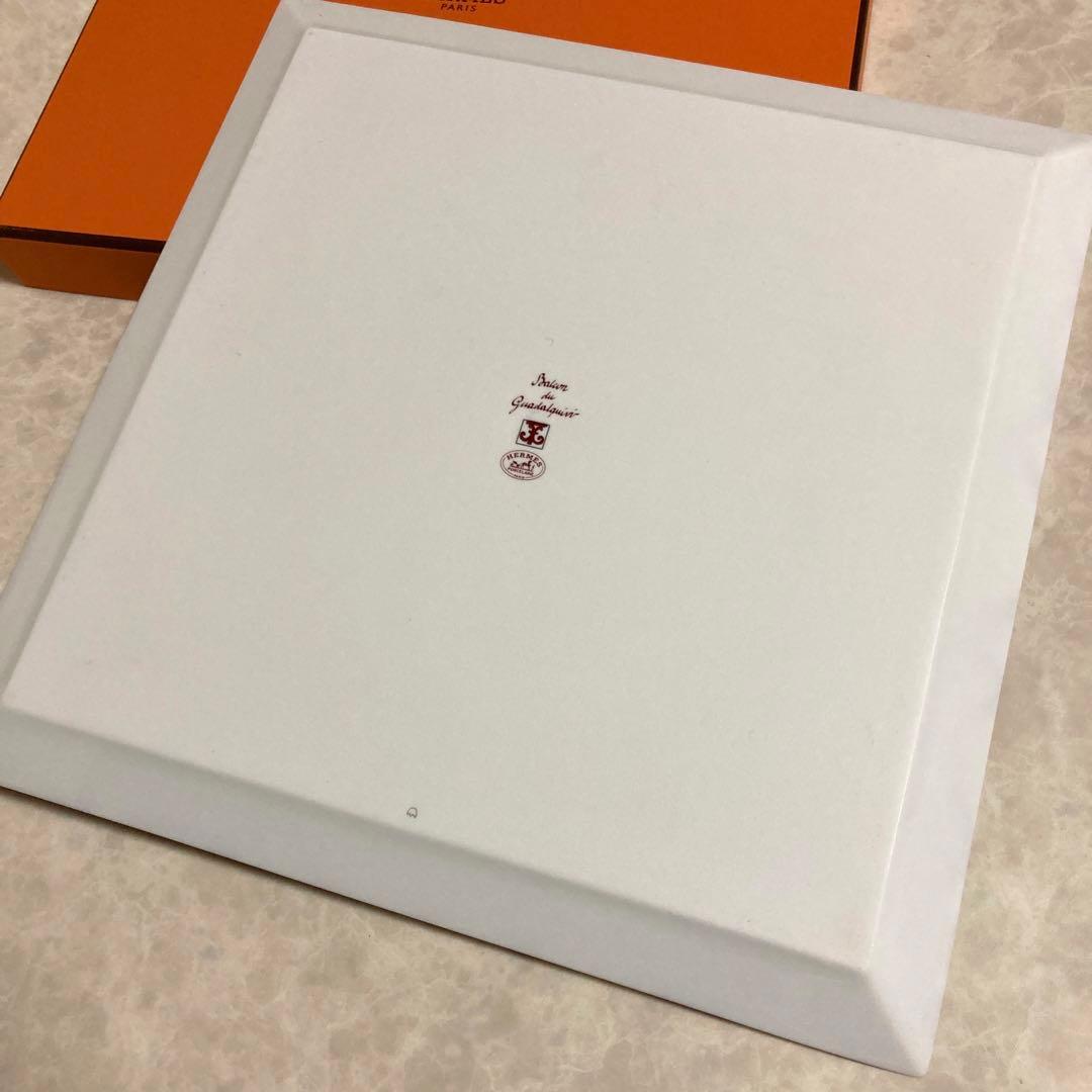 新品　エルメスHERMES ガダルキヴィール スクエアプレート 26.5cm