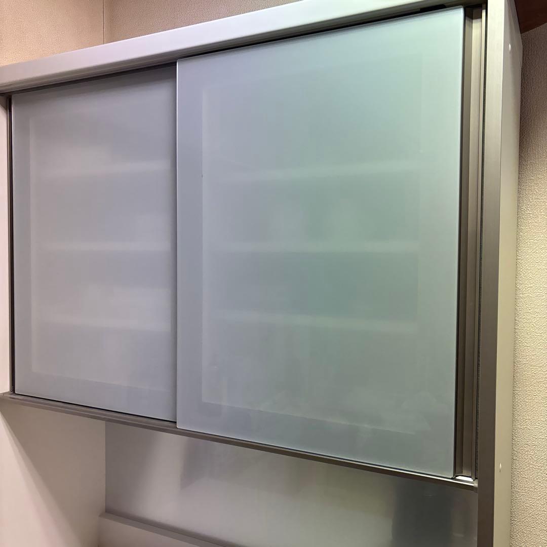 ホワイト食器棚・キッチンカウンター