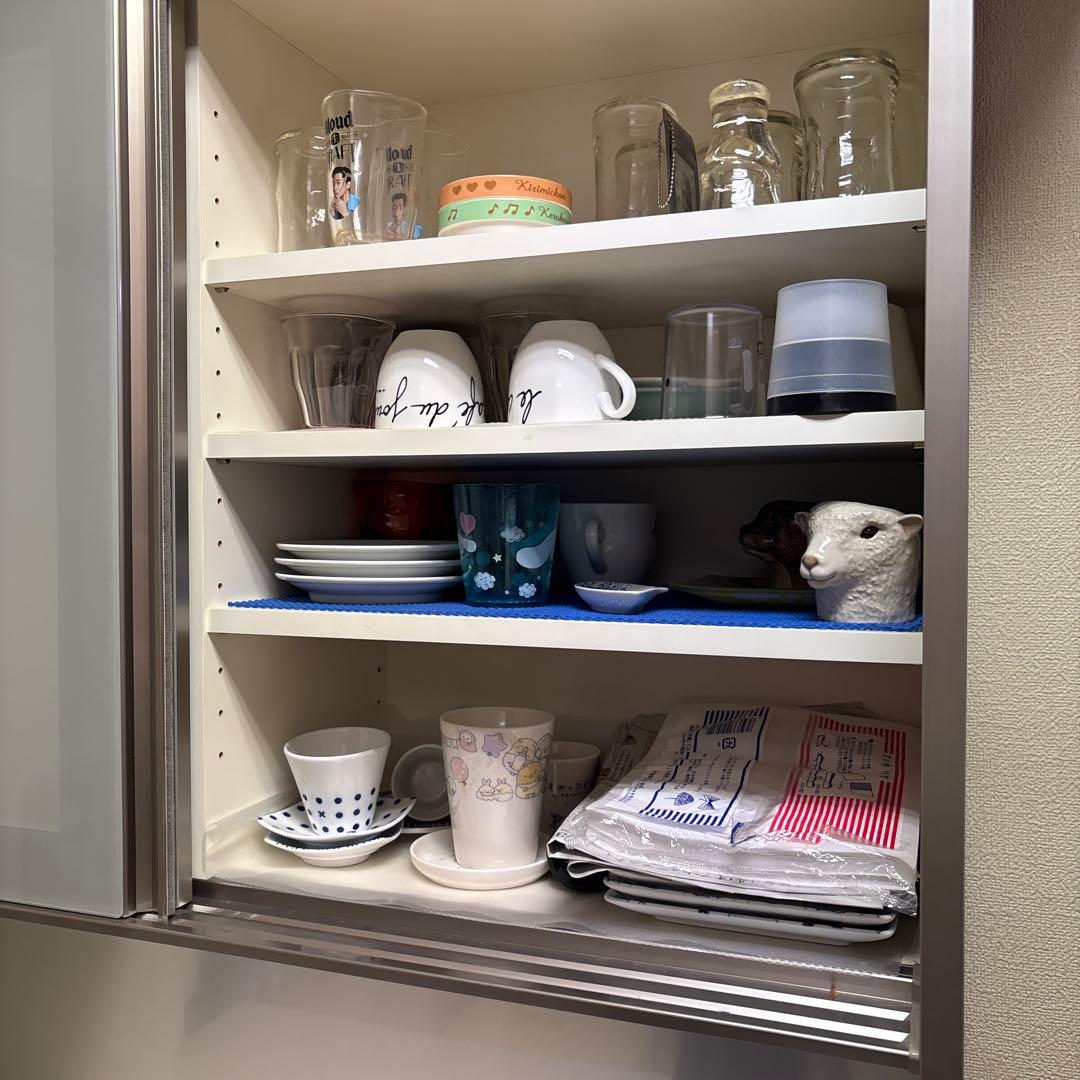 ホワイト食器棚・キッチンカウンター