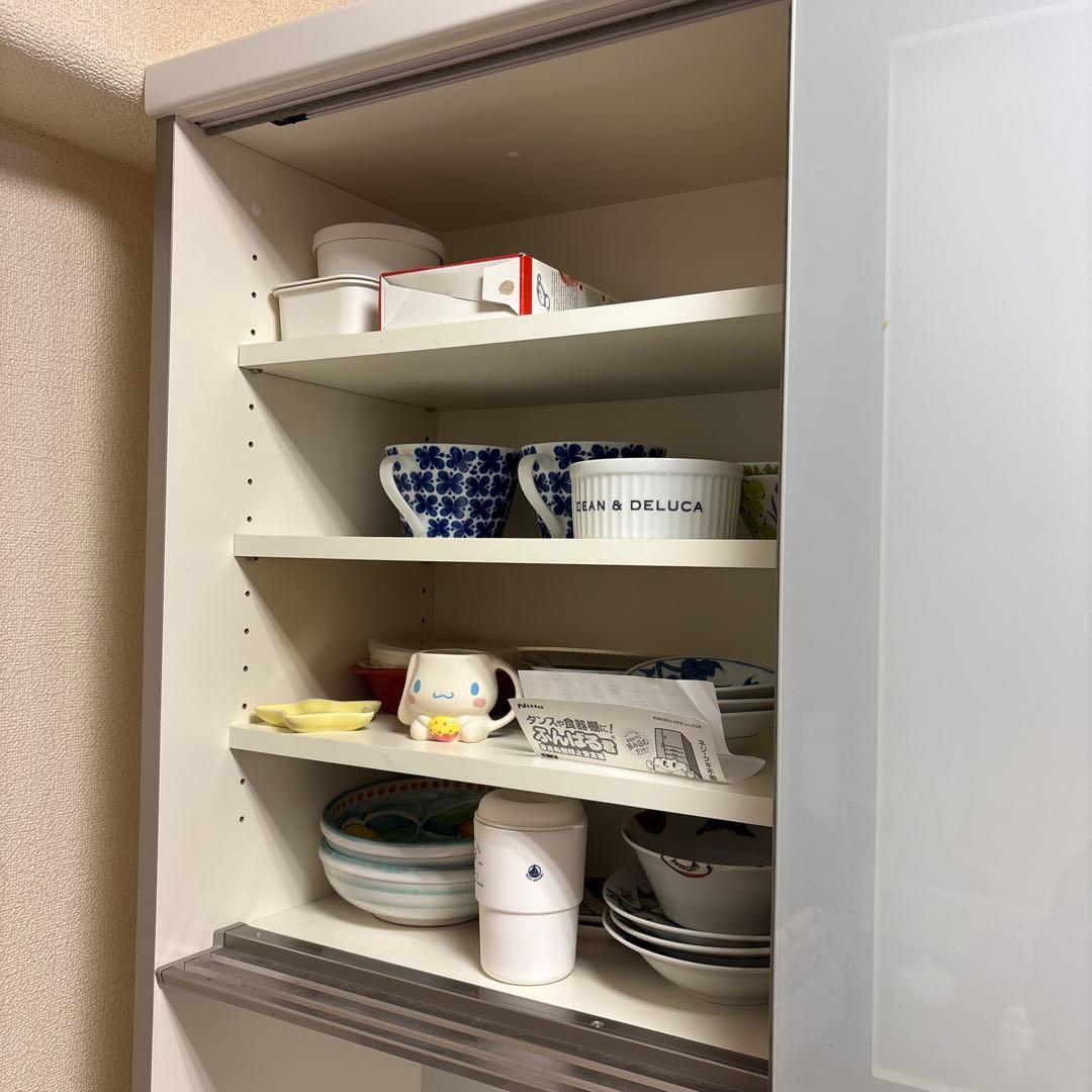 ホワイト食器棚・キッチンカウンター