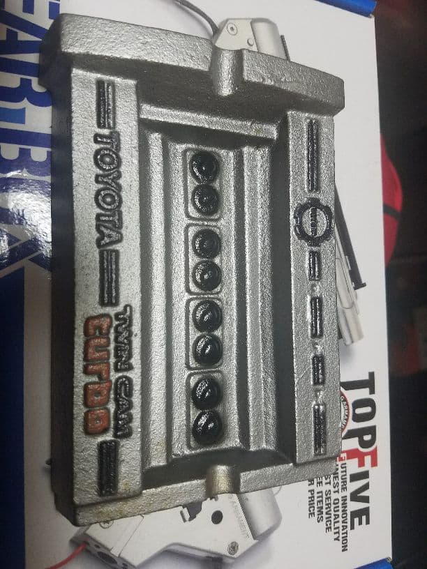 貴重 トヨタ 3T-GTE 型 灰皿 旧車 DOHC 8バルブ 1800GT