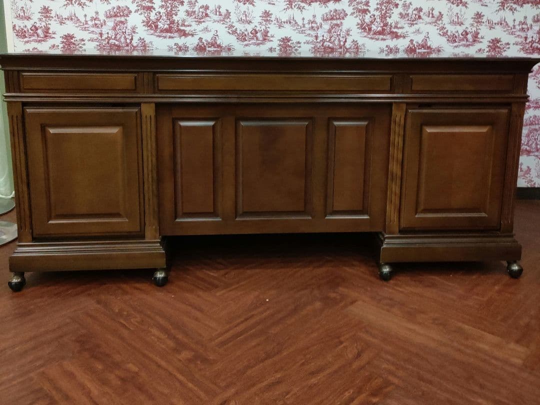 豪華クラシック書斎両袖 木製デスク 幅180㌢キャスター付き鍵付き