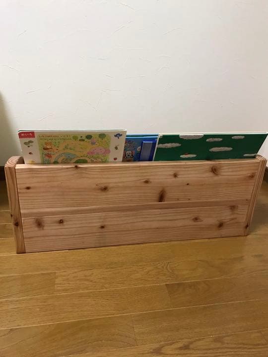 土日限定価格！！本棚　絵本棚　杉　ハンドメイド