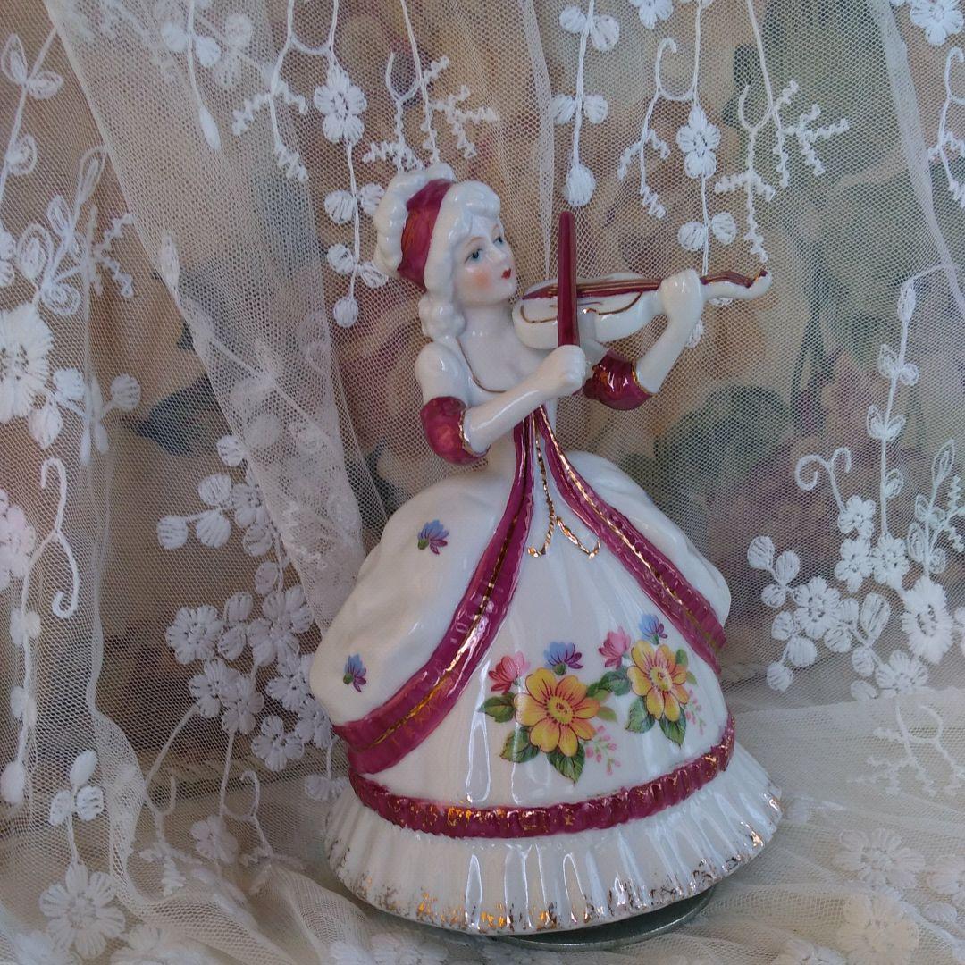 オルゴール付き人形★