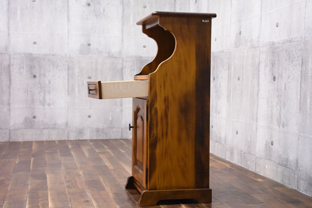 ECK53 オールドカリモク コロニアル 電話台 飾り台 花台 カタカナ表記