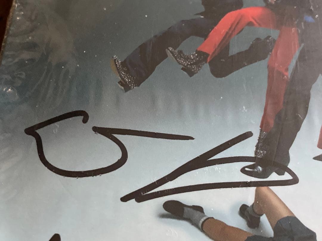 レア マネスキン 直筆サイン CD maneskin rush ラッシュ - メルカリ