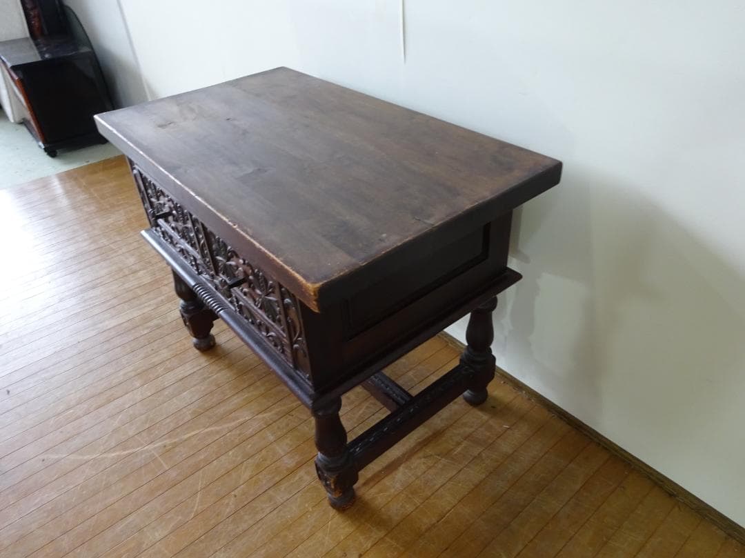 アンティーク家具　コンソールテーブル　キャビネット　収納家具