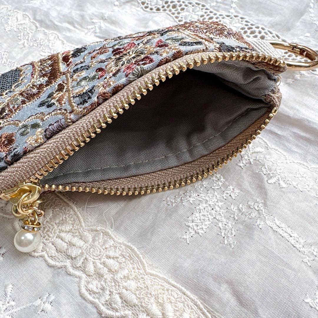 けいちゃん様 お取り置き インド刺繍生地♡ミニポーチ（ブルーグレー）