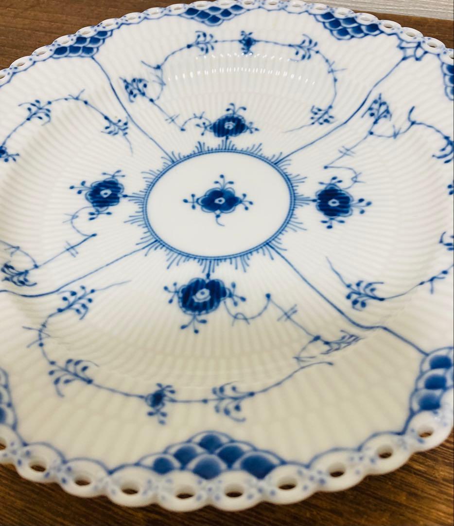 ロイヤルコペンハーゲン ブルーフルーテッド フルレース 25cm 大皿
