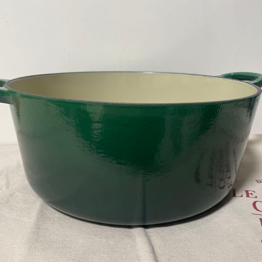 《廃盤希少》ルクルーゼ 24cm 希少 カクタスグリーン ココットロンド