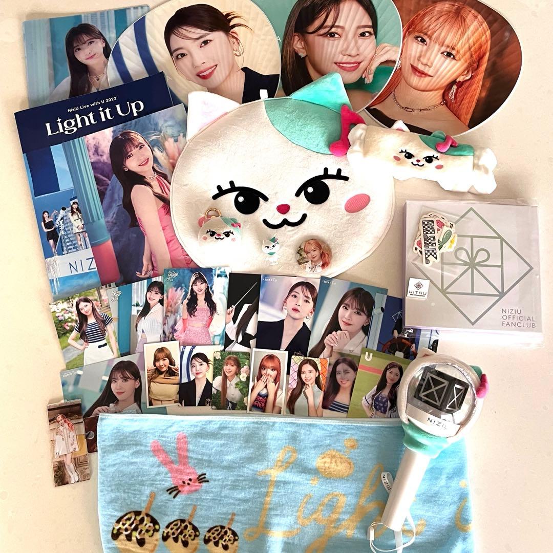 NiziU マユカ グッズ まとめ売り - メルカリ
