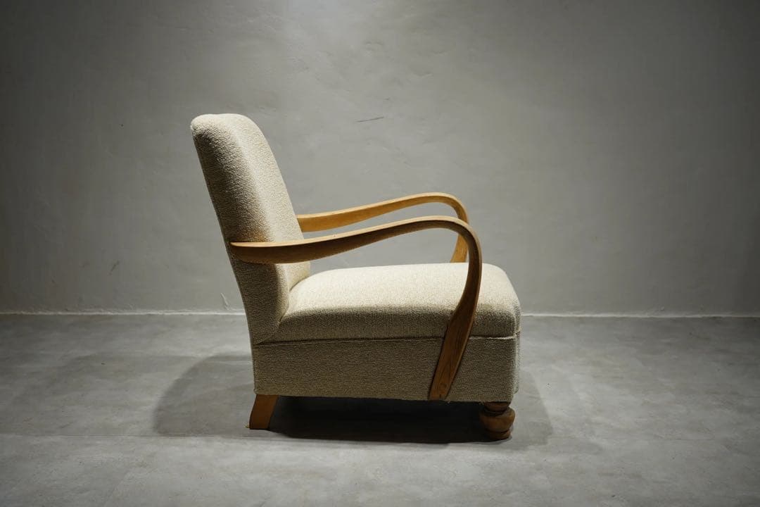 大正時代　1人掛けソファ　アンティークチェア　ブリッジアーム　栗材