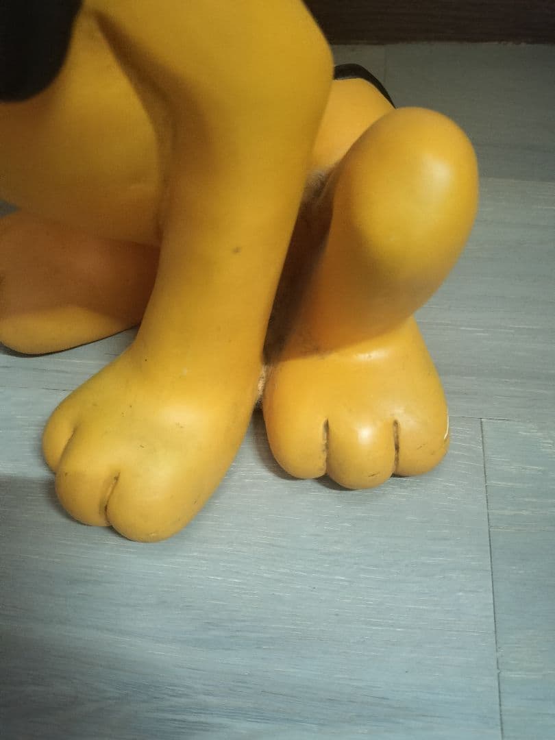 ディズニー置物　プルート