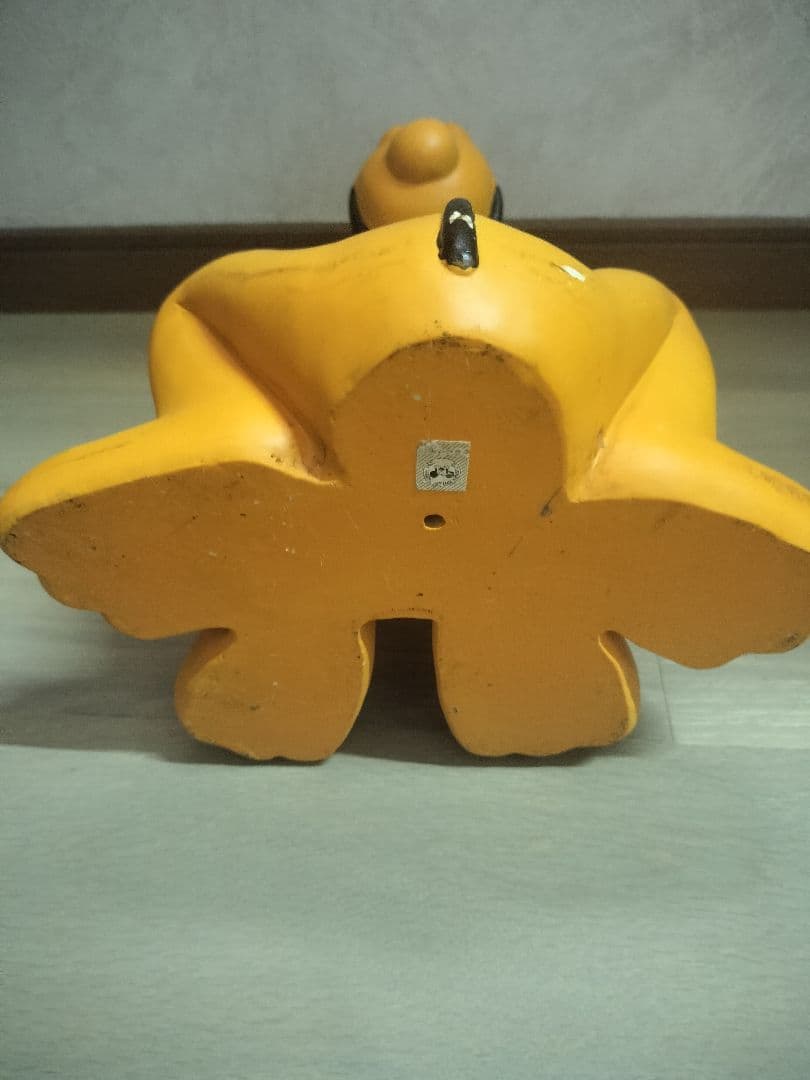 ディズニー置物　プルート