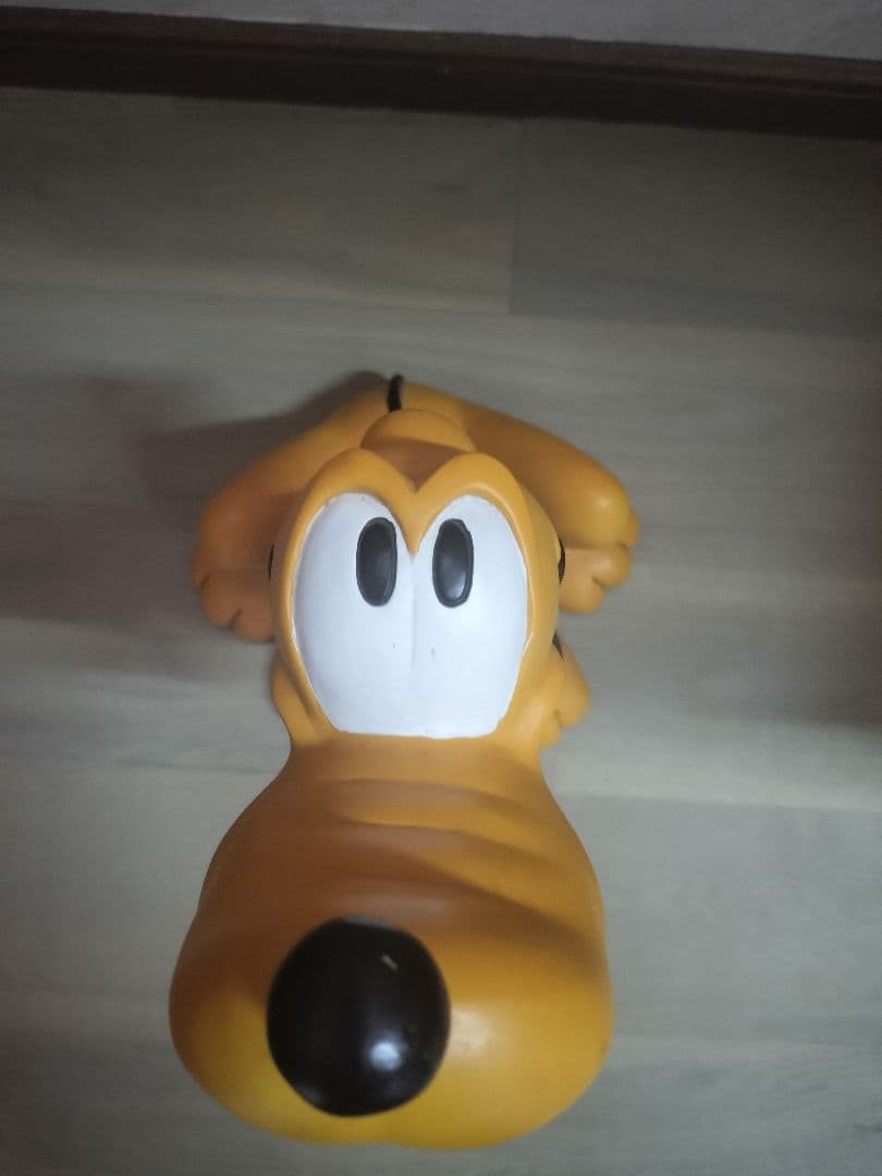 ディズニー置物　プルート