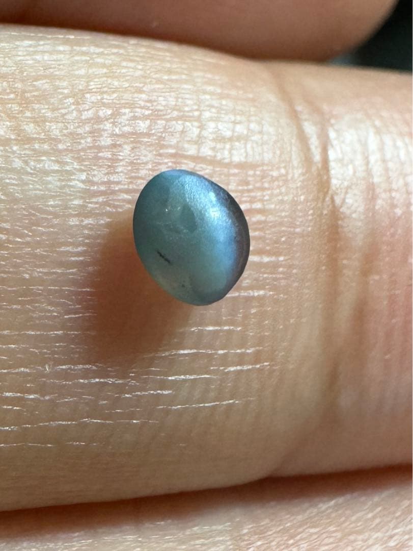 高品質天然アレキサンドライトキャッツアイ 0.365ct