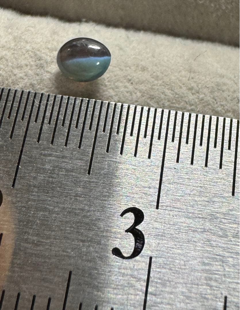 高品質天然アレキサンドライトキャッツアイ 0.365ct