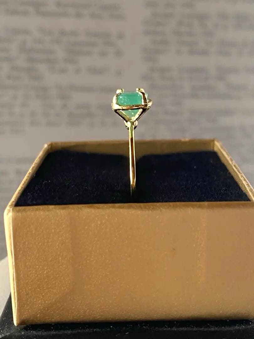 ぽー様専用 エメラルド高貴リング