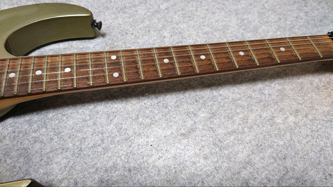 5150　Ibanez　RG320B