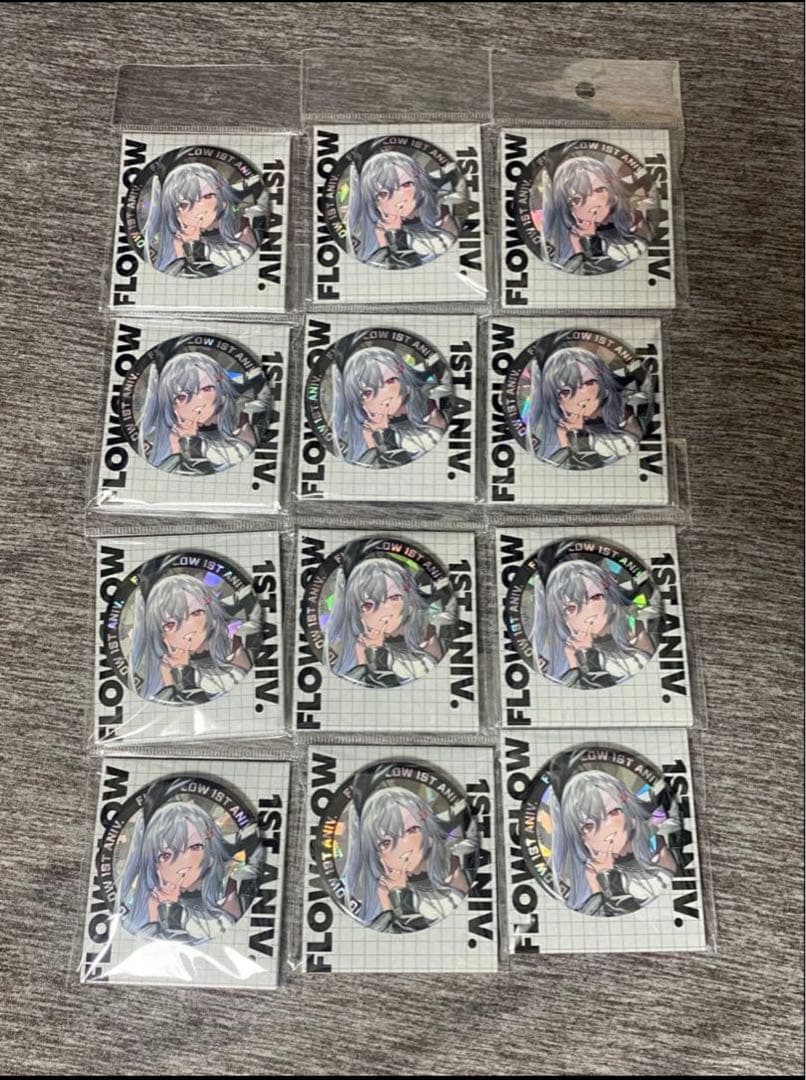 響咲リオナ FLOW GLOW1周年記念缶バッジ 12個セット - メルカリ
