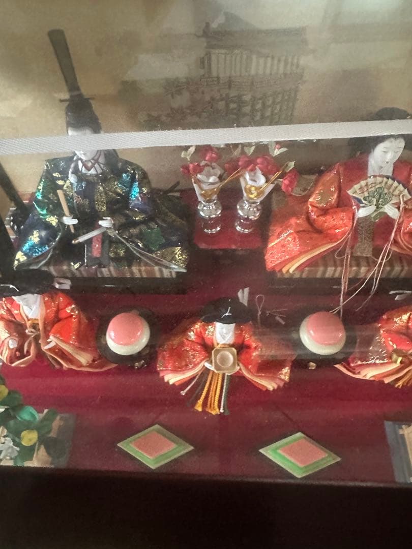 高級ガラスケース入 雛人形 五人飾り 本金調屏風付 伝統美漂う逸品