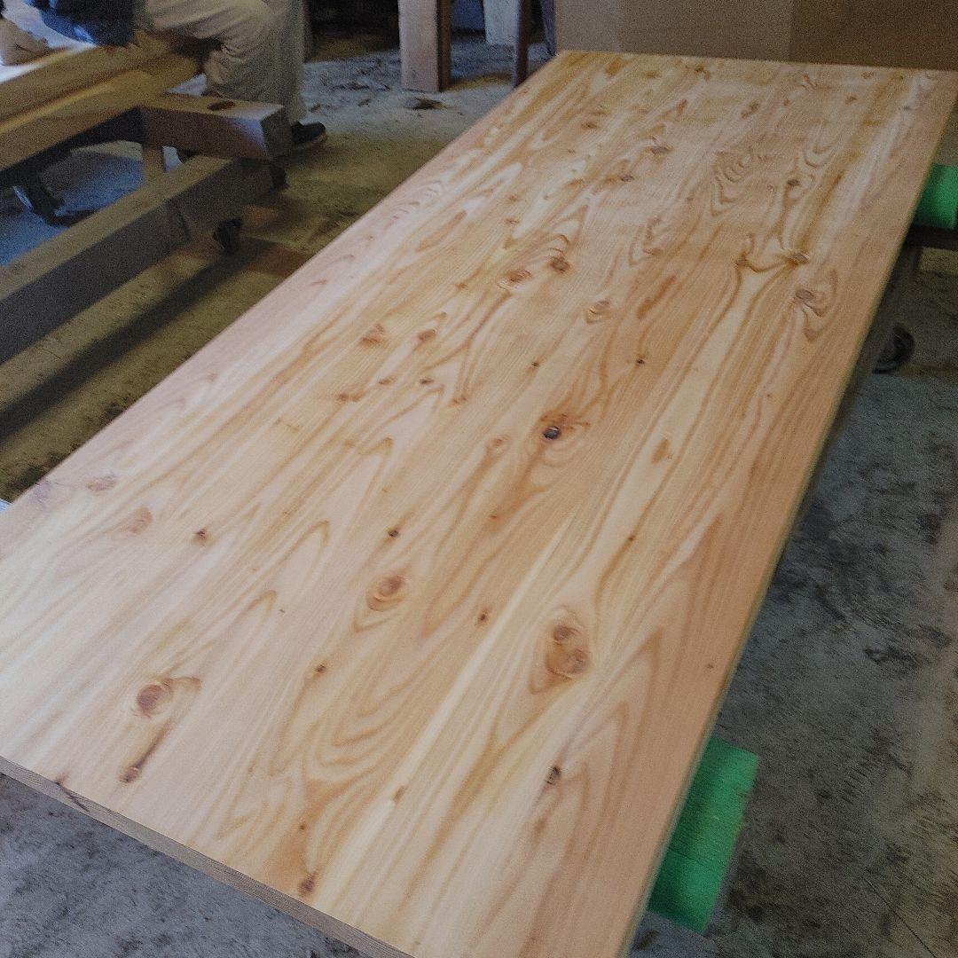 送料込み　唐松　カラマツ8枚ハギ板　無垢材　天板テーブルカウンター DIY番号7