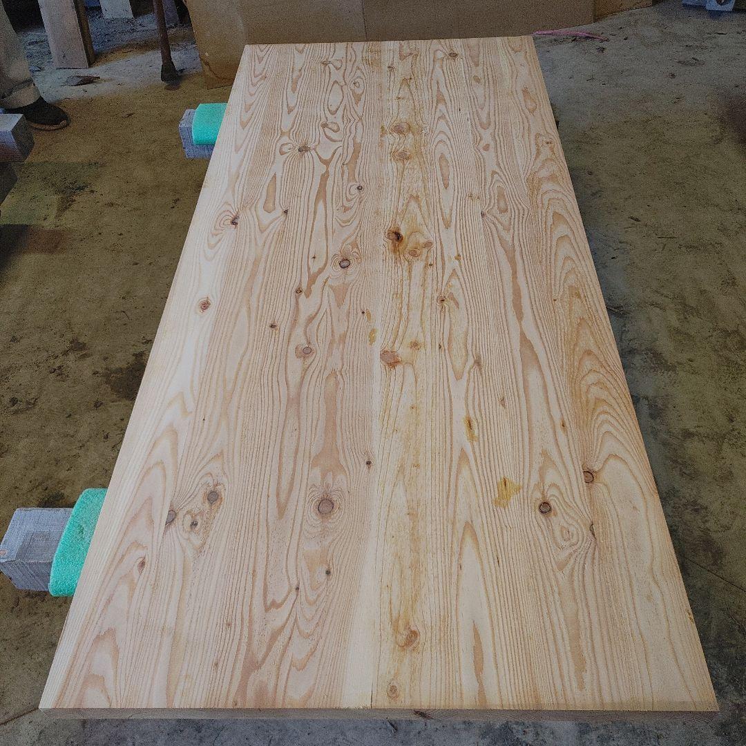送料込み　唐松　カラマツ8枚ハギ板　無垢材　天板テーブルカウンター DIY番号7