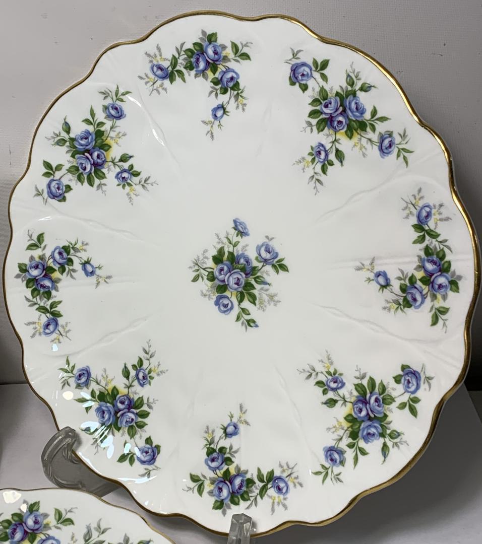 青いバラの食器セット