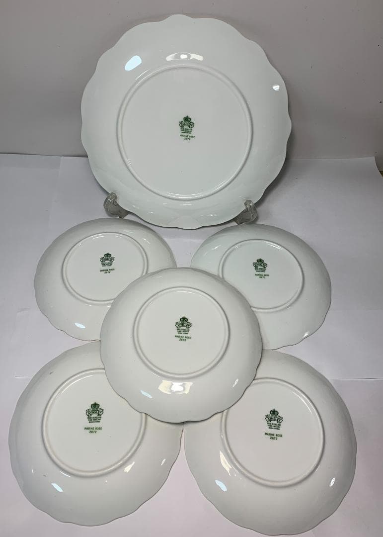 青いバラの食器セット