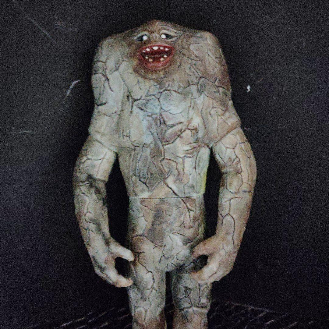 上野淳子様専用ウルトラ怪獣旧型ソフビ - メルカリ