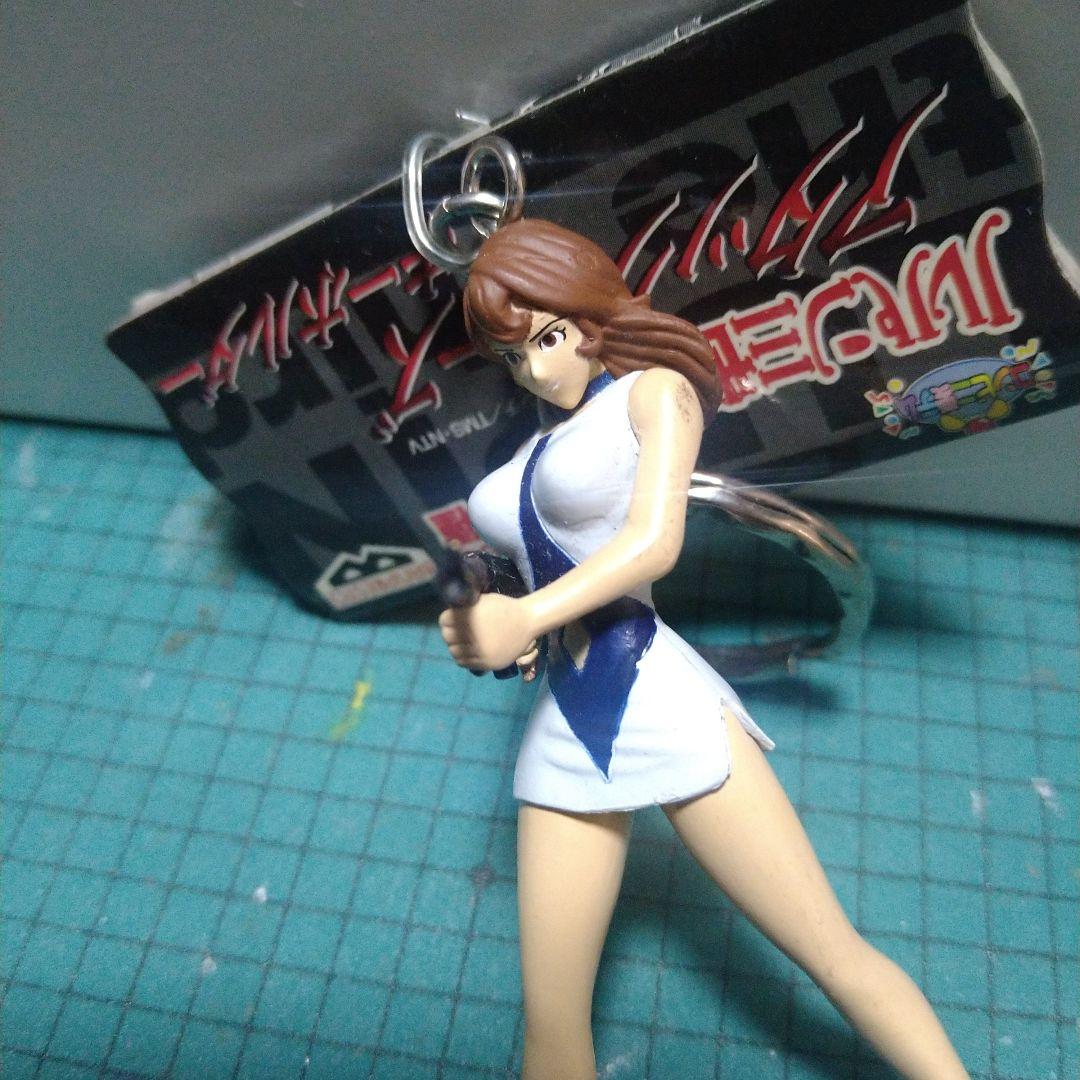 ルパン三世 アタックポーズキーホルダー 峰不二子 - メルカリ