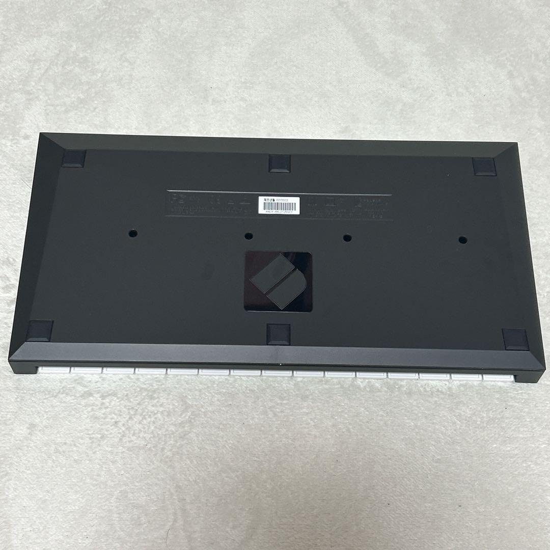 Novation Launchkey Mini MK3 MIDIコントローラー