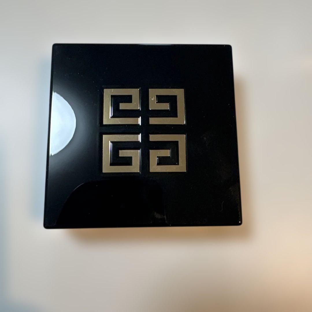 GIVENCHY PRISME LIBRE ルースパウダー 限定版