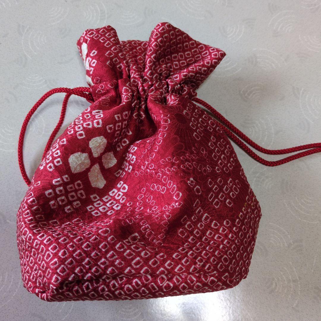 七五三３歳正絹総絞り手縫いの被布(巾着付き）赤色