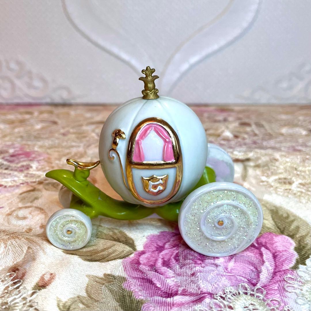 ディズニー シンデレラ かぼちゃの馬車 フィギュア 陶器 置物 海外