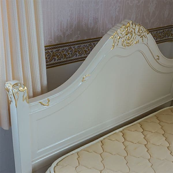 要問合せ♥️特別価格♥️ロココ調ベッド　セミダブル　ダブル　お姫様ベッド