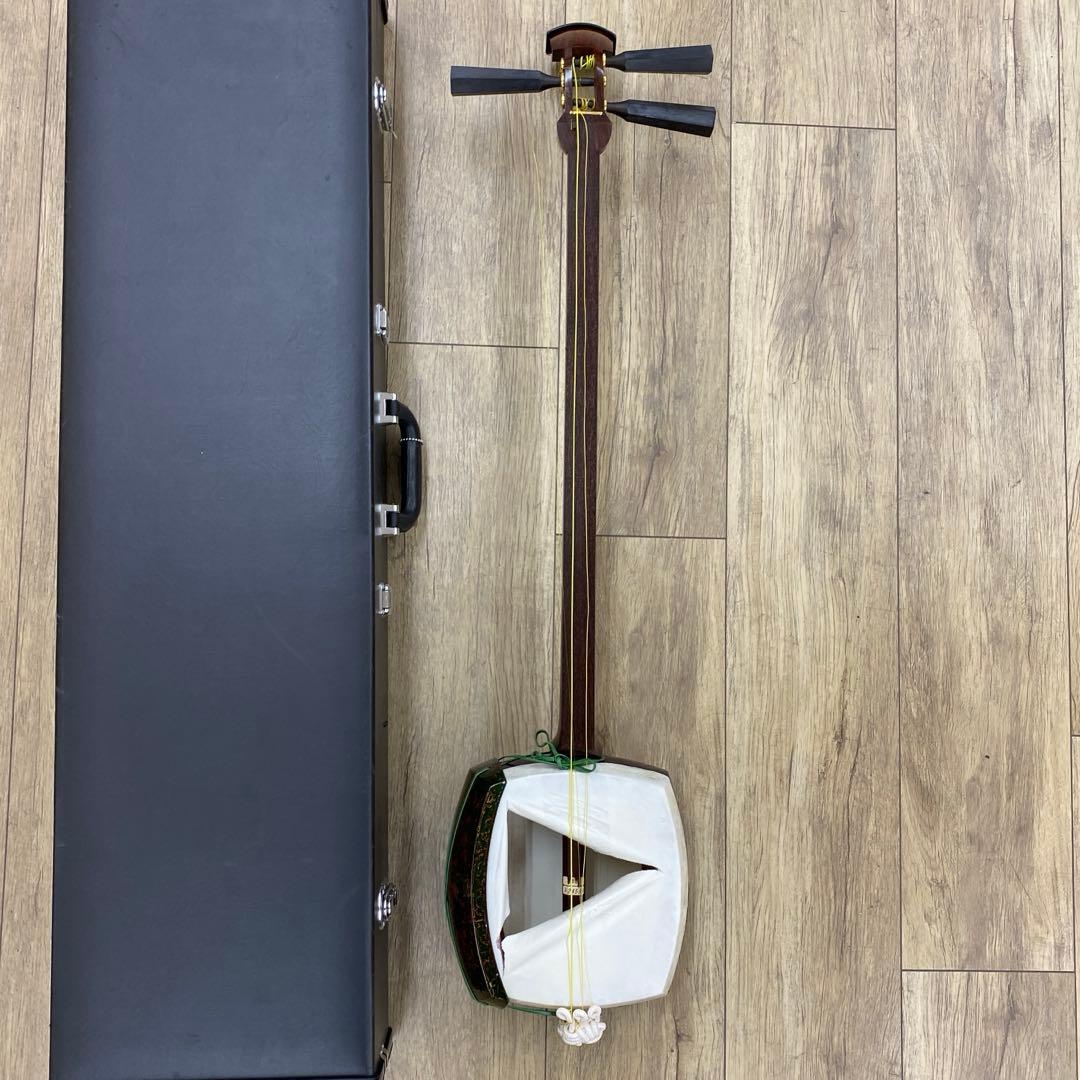 金細　津軽三味線　極太軸　ケース付　全長103㎝　トコヒ　東な7-0210④