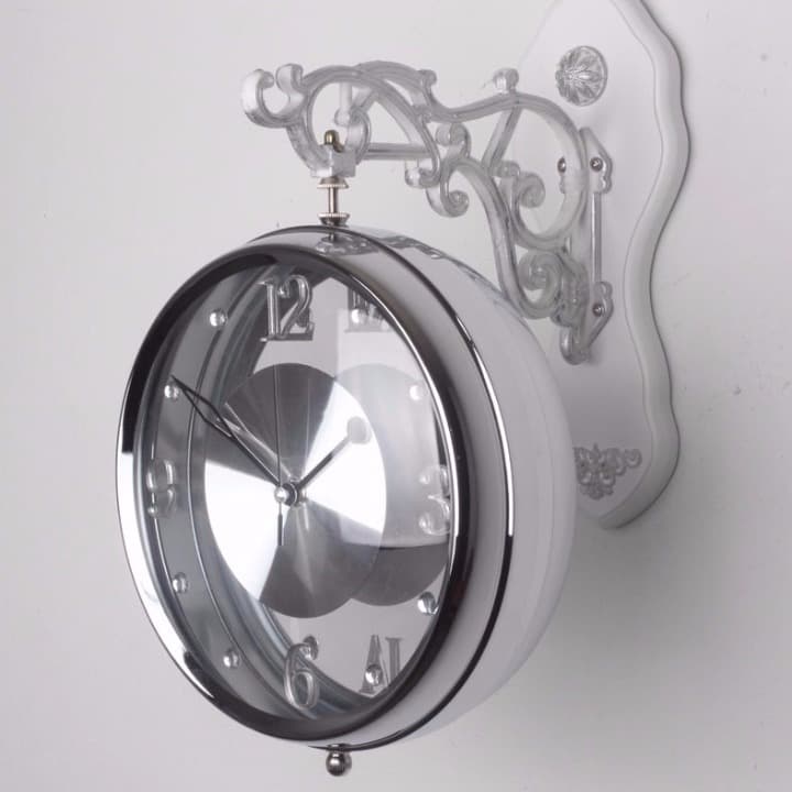 壁掛け両面時計