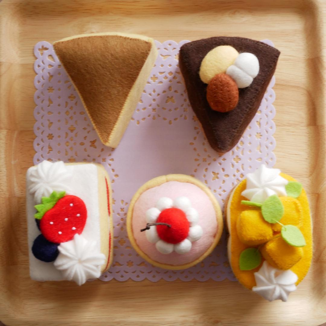 サンプルページ No.20】フェルトままごと ケーキ2
